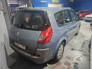 Renault Grand Scenic 2006