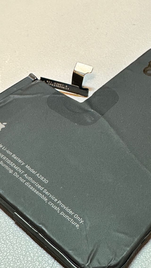 Batteria iPhone 14 Pro Max - 81%. Originale Apple 