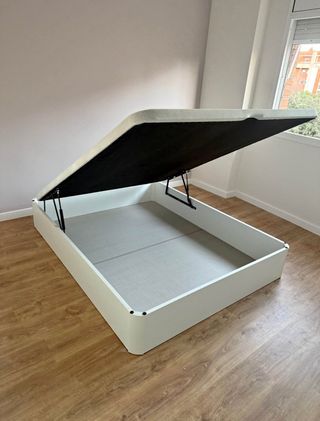 Canapés y colchones!!