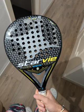 Pala de pádel StarVie Icarus