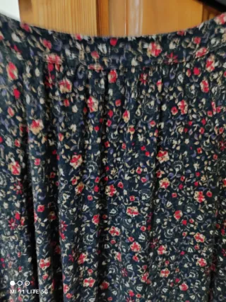 Vestido floral Pull&Bear talla L