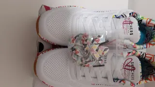 Scarpe sportive donna Skechers Uno Loving Love 39