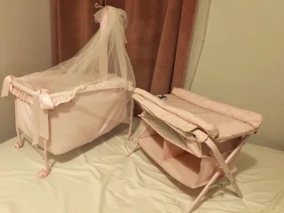 Conjunto Cuna y Cambiador La Nina Rosa