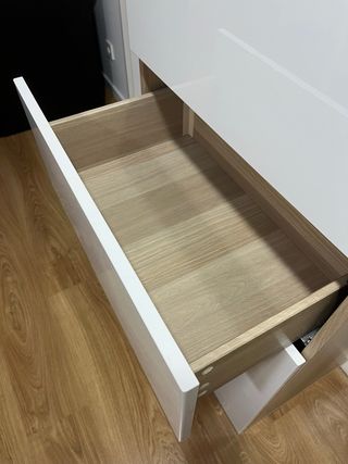 Armario/estantería Besta Ikea blanco y madera