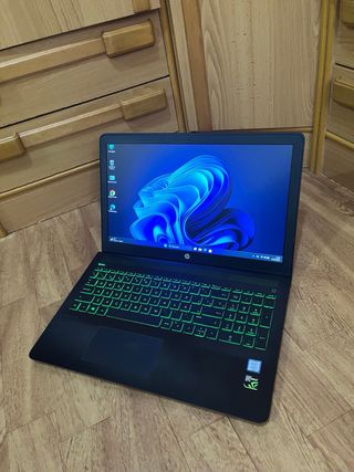 HP Gaming i7 7700H Negro/Verde