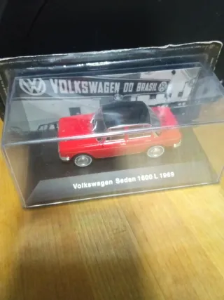 Maqueta Coche Volkswagen Sedan 1600 L 1969