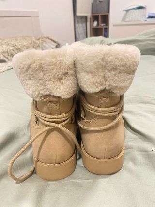Botines Pull&Bear Beige Peludos