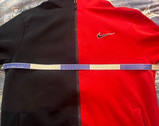 Sudadera Nike bicolor negra y roja