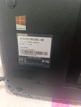 Portátil Toshiba i3 Negro