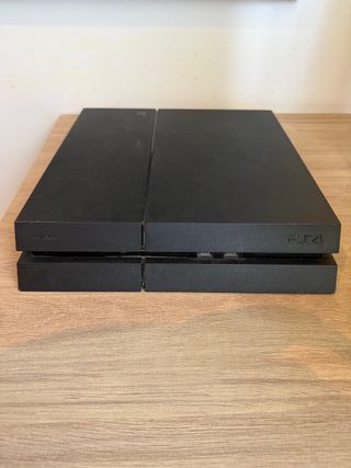 Playstation 4 (PS4) + 2 Mandos