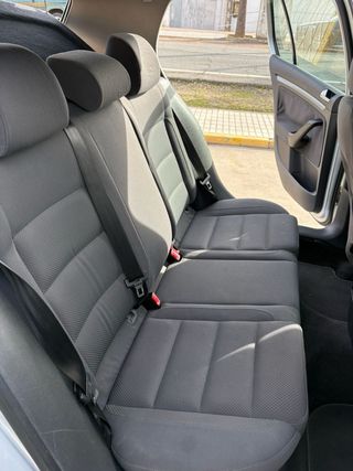 Volkswagen Golf 2006