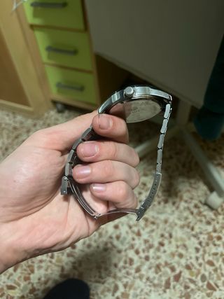 Reloj Pulsar Negro y Plateado