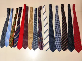 Lote de 15 Gravatas antigas (Vintage)