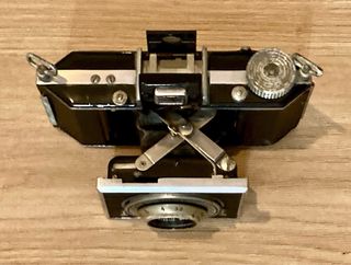 Cámara analógica vintage Kodak Bantam 47mm 1:4.5.