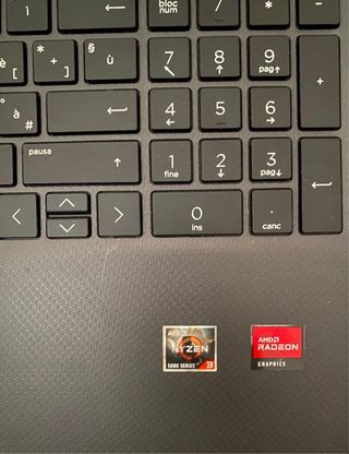 HP Laptop 15s-eq2xxx