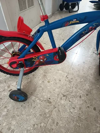 Bicicleta Spiderman Infantil Roja