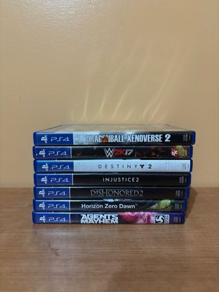 PS4 Fat con Scatola, 2 Controller e 7 Giochi