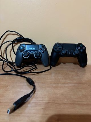 PS4 Fat con Scatola, 2 Controller e 7 Giochi