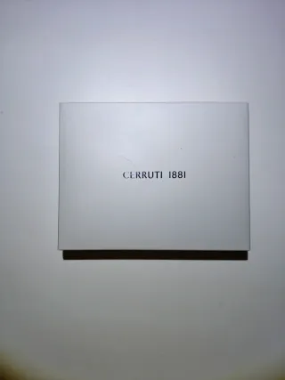 Carteras billeteras Cerruti y SECRID