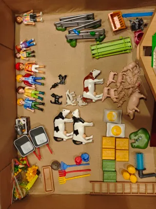 Playmobil Country Granja con Silo 70132