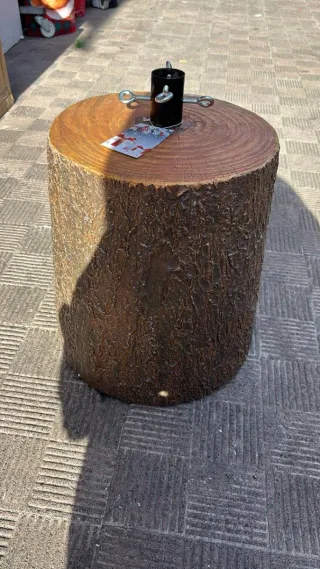 Base per albero grande in legno e metallo