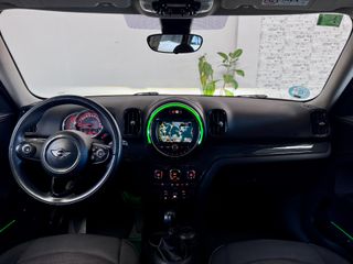 Mini COUNTRYMAN Cooper D