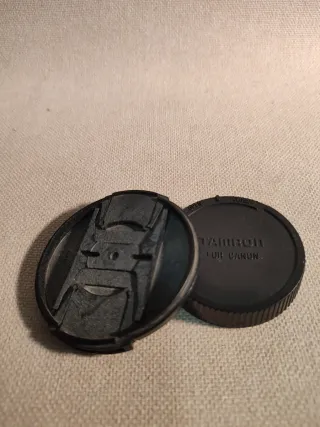 Tapas Tamron para objetivos Canon