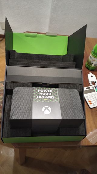 Xbox Series X 1TB SSD (NUEVA A ESTRENAR)