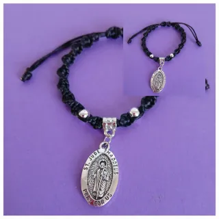 22 Pulseras Ajustables Nudo Celta y medallas