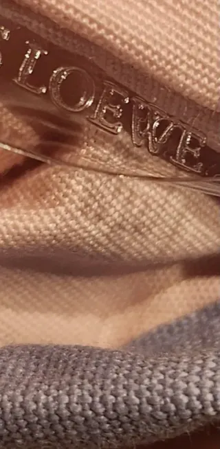 Lote Loewe: Monedero y Cuaderno