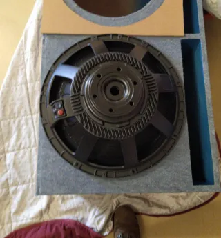 ⭐⭐ 2 subwoofers 18" FV Sound 1200Wrms