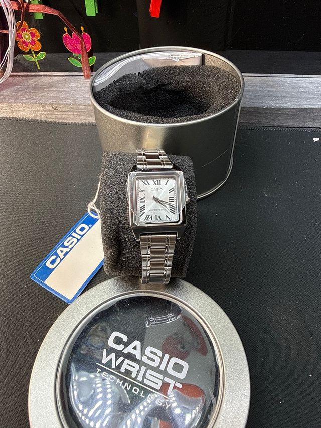Reloj Casio Wrist Technology Plata