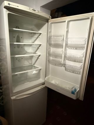 Frigorífico LG blanco