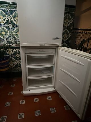 Frigorífico LG blanco