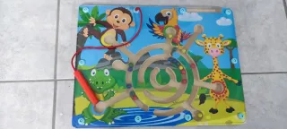 Juguete de madera laberinto animales