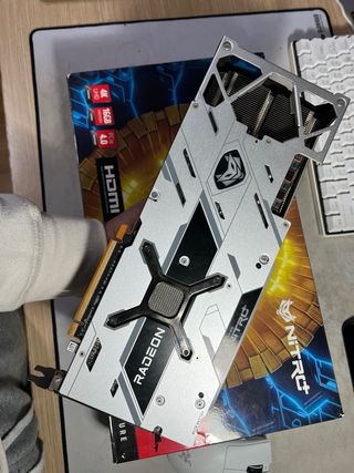 RX 6950XT Sapphire NITRO+ OC AMD Gaming 16GB GDDR6