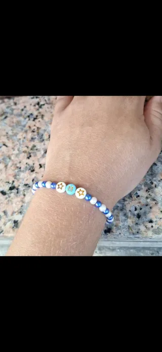 Pulsera de cuentas que se puede personalizar
