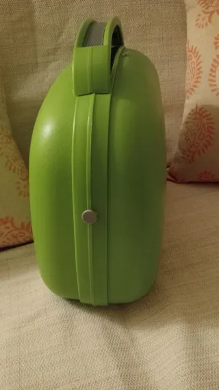 Neceser rígido de mano verde