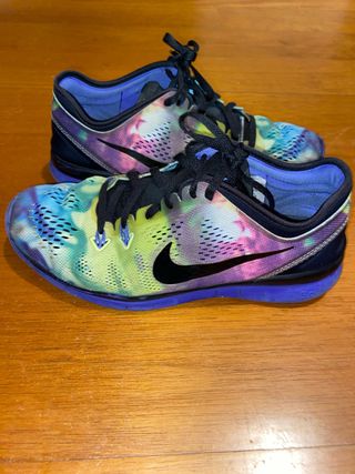 Sapatilhas Nike Multicores Tamanho 38