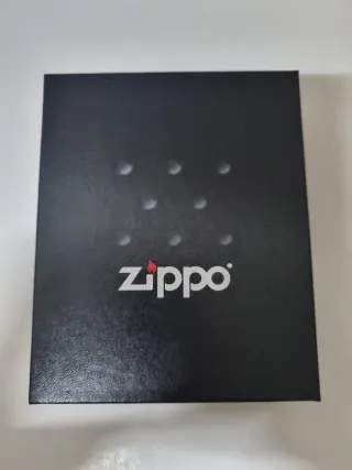 Zippo y bolígrafo a juego