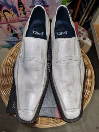 Zapatos de piel blancos T2[in]