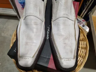 Zapatos de piel blancos T2[in]