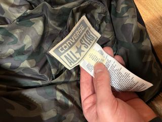 Chaleco Converse Negro Reversible Camuflaje