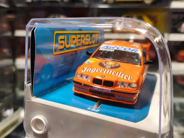 Superslot H4624 BMW 320i Jagermeister