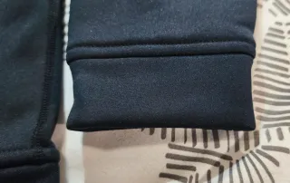 Sudadera Trangoworld negra con capucha