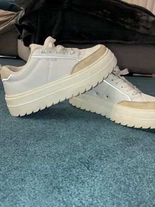 Tênis Hugo Boss Branco e Bege