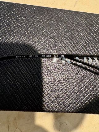 Gafas de sol Prada negras