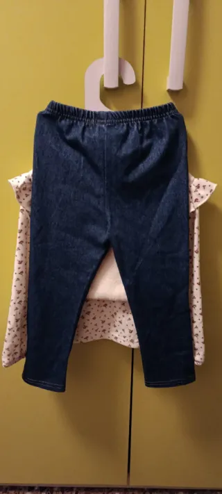 Conjunto niña Primark 18-24 meses