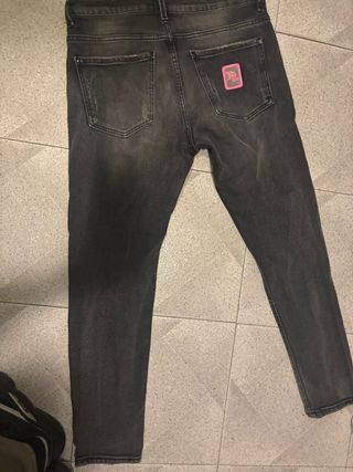 Pantalón Dsquared2 Roto Y2K  negro talla 42