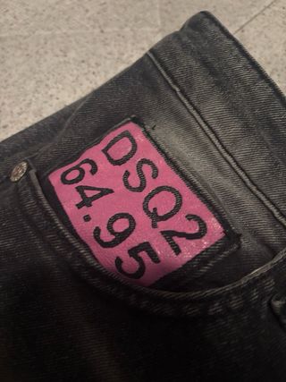 Pantalón Dsquared2 Roto Y2K  negro talla 42